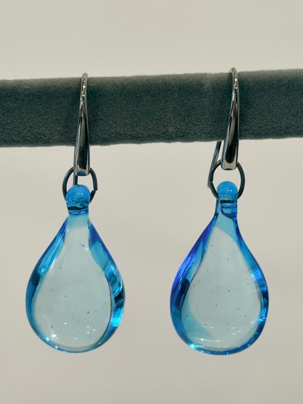 Murano Glass Blue Teardrop Earrings Capri Italy Artisan Italian Jewelry - Picture 4 of 4